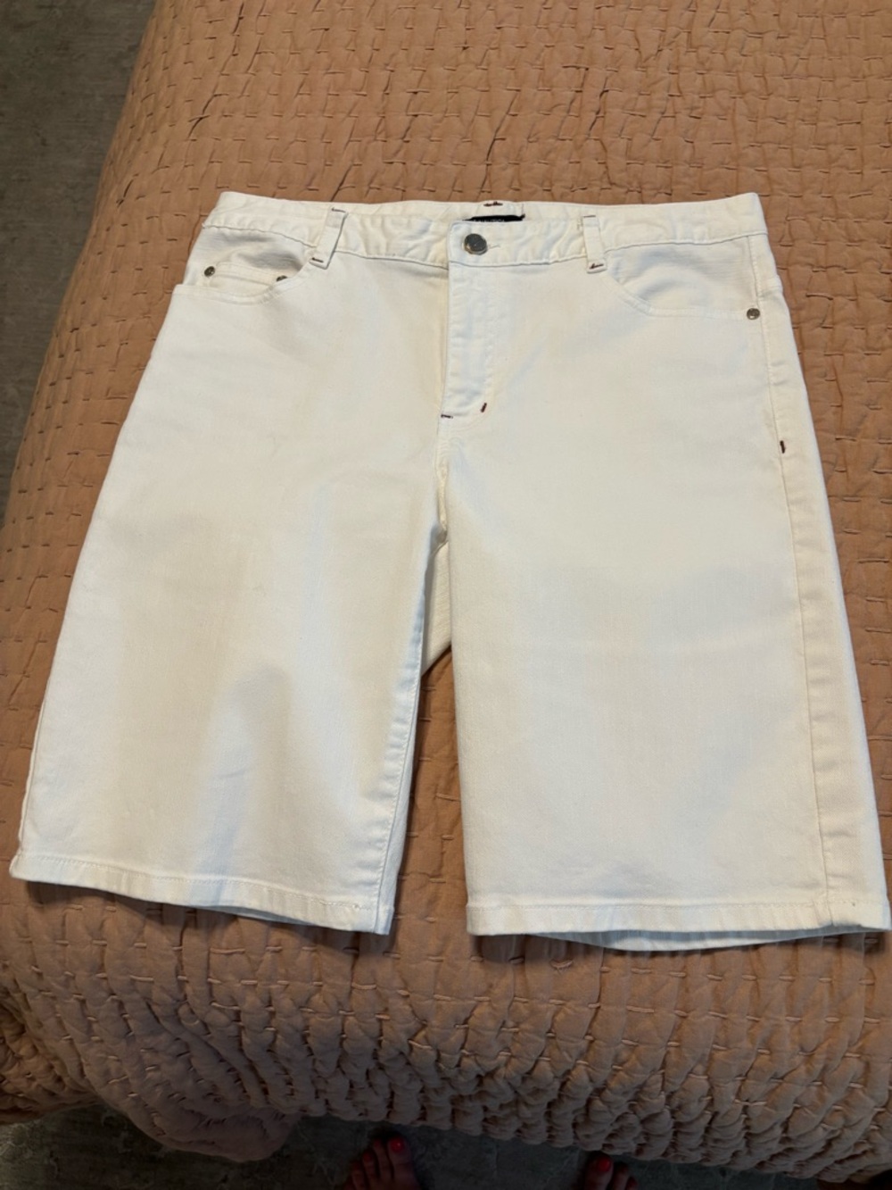 Nautica White Casual Denim Shorts. Sz 8